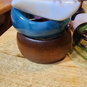 Bundle  of  14 Colorful Bangles